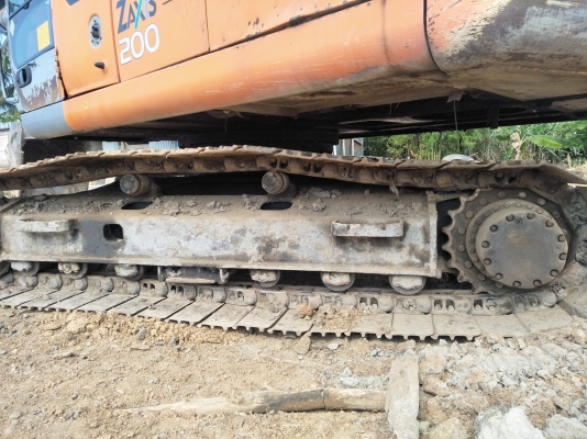 Hitachi. Zx200. รถดีพร้อมใช้งาน. เครื่องดี. เอวแน่น ขายราคา 900000 Hitachi. Zx200. รถดีพร้อมใช้งาน. เครื่องดี. เอวแน่น ขายราคา 900000