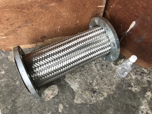 ขายข้ออ่อน-ข้องอ สแตนเลส Tozen ขนาด 6นิ้ว สภาพสวยใหม่มากๆครับ ราคา 3,800 บาท