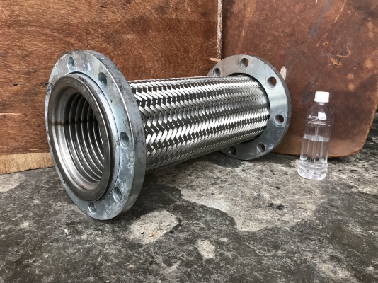 ขายข้ออ่อน-ข้องอ สแตนเลส Tozen ขนาด 6นิ้ว สภาพสวยใหม่มากๆครับ ราคา 3,800 บาท