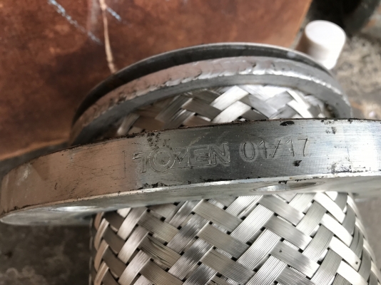 ขายข้ออ่อน-ข้องอ สแตนเลส Tozen ขนาด 6นิ้ว สภาพสวยใหม่มากๆครับ ราคา 3,800 บาท