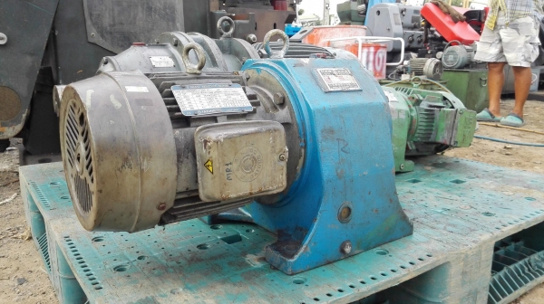 มอเตอร์เกียร์_LIMING ขนาด 5 HP ทด 1:15 (100rpm) 380V สภาพสวยวิ่งนิ่มพร้อมใช้