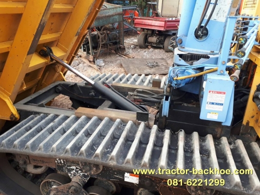 ขาย รถบรรทุกตะขาบ ดั๊มเปอร์ moorooka mst 600 ติดเครนสลิง 2.5 ตัน เครื่องมิตซู ดีเซล 4 สูบ ขาย รถบรรทุกตะขาบ ดั๊มเปอร์ moorooka mst 600 ติดเครนสลิง 2.5 ตัน เครื่องมิตซู ดีเซล 4 สูบ