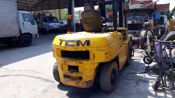 โฟล์คลิฟ TCM 4.5 ตัน เครื่องส้ม 6BB1 สภาพใช้งานได้ปกติ