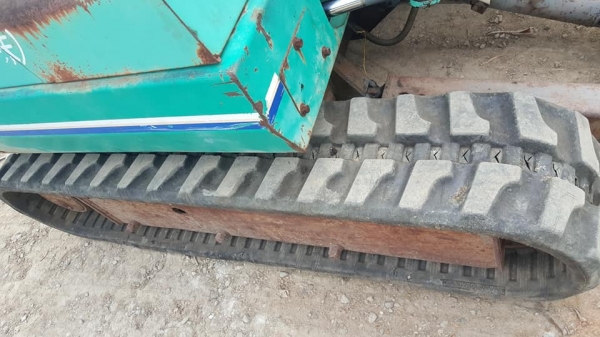 ขายรถขุด Hanix รุ่น H27 ขนาดเทียบเท่า PC20 เครื่องยนต์มิตซูบิชิ-K4E 4 สูบ คอนโทรลน้ำมัน ปั้มเฟือง มีหลังคา สวิงบูม แทรคยาง ใบมีด (รถเดิมๆเก่านอกมีเอกสาร ยังไม่เคยใช้งานในไทย)