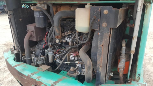 ขายรถขุด Hanix รุ่น H27 ขนาดเทียบเท่า PC20 เครื่องยนต์มิตซูบิชิ-K4E 4 สูบ คอนโทรลน้ำมัน ปั้มเฟือง มีหลังคา สวิงบูม แทรคยาง ใบมีด (รถเดิมๆเก่านอกมีเอกสาร ยังไม่เคยใช้งานในไทย)