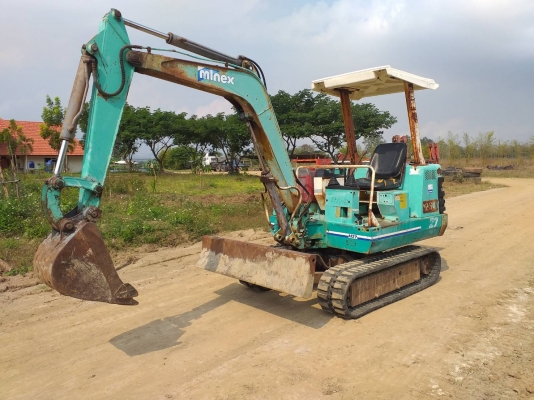 ขายรถขุด Hanix รุ่น H27 ขนาดเทียบเท่า PC20 เครื่องยนต์มิตซูบิชิ-K4E 4 สูบ คอนโทรลน้ำมัน ปั้มเฟือง มีหลังคา สวิงบูม แทรคยาง ใบมีด (รถเดิมๆเก่านอกมีเอกสาร ยังไม่เคยใช้งานในไทย)