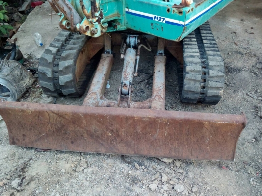 ขายรถขุด Hanix รุ่น H27 ขนาดเทียบเท่า PC20 เครื่องยนต์มิตซูบิชิ-K4E 4 สูบ คอนโทรลน้ำมัน ปั้มเฟือง มีหลังคา สวิงบูม แทรคยาง ใบมีด (รถเดิมๆเก่านอกมีเอกสาร ยังไม่เคยใช้งานในไทย)