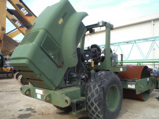 รถบดสั่นสะเทือน ขนาด10 ตัน 2 เพลา CAT CS-563