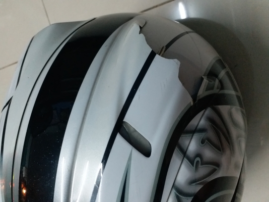 ขายหมวกกันน็อคArai รุ่น RX7RR5 มือสองสภาพดี 80\%
