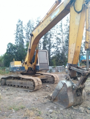 รถแบคโฮ KOMATSU PC200 รถสภาพดี ช่วงล่างเต็ม เอวแน่น ไฟฟ้าครบ พร้อมใช้งาน มี VDO การทำงานให้ชม