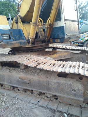 รถแบคโฮ KOMATSU PC200 รถสภาพดี ช่วงล่างเต็ม เอวแน่น ไฟฟ้าครบ พร้อมใช้งาน มี VDO การทำงานให้ชม