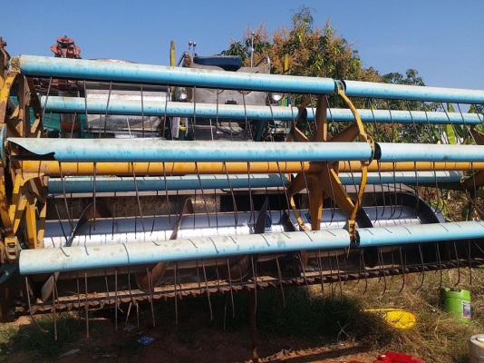 ขายรถเกี่ยวข้าว เครื่อง195 เทอร์โบว์ ช่วงล่าง12 ปั๊ม22 อุ้ม2.5ตัน ขายรถเกี่ยวข้าว เครื่อง195 เทอร์โบว์ ช่วงล่าง12 ปั๊ม22 อุ้ม2.5ตัน