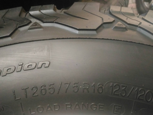 ขายยาง BF ALL KO2 265 x 75 x 16 ปี 15