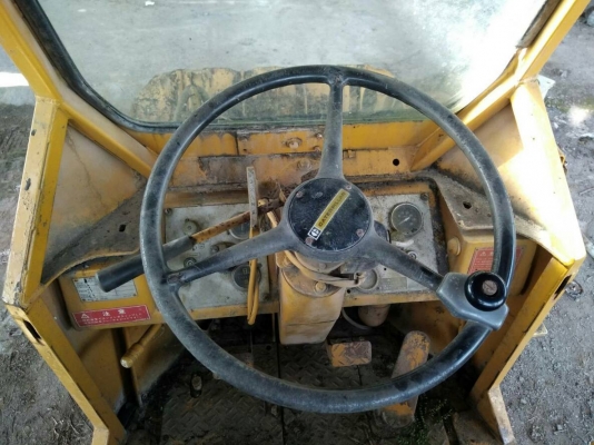 ขายด่วนรถตักเอวอ่อนCAT=910 ปี48