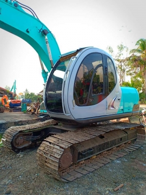 ขายจ้า..KOBELCO SK120-2 เก่าใน สภาพดี  แทรคใหญ่  ไฟฟ้าครบ ลองระบบกันได้ทุกวัน โทร 089-3818694จ๊อย..
