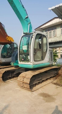 มาใหม่จ้า..KOBELCO SK135SR-1E YY03 เก่านอกแท้  สภาพสวย เดิมๆๆ  เครื่องปั๊มแห้ง ลองระบบกันได้ทุกวัน โทร 089-3818694 จ๊อย