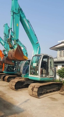 มาใหม่จ้า..KOBELCO SK135SR-1E YY03 เก่านอกแท้  สภาพสวย เดิมๆๆ  เครื่องปั๊มแห้ง ลองระบบกันได้ทุกวัน โทร 089-3818694 จ๊อย