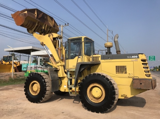 ขายรถตักล้อยาง KOMATSU WA400-3 นำเข้าเองจากญี่ปุ่น สภาพสวยพร้อมใช้ มีVDOการทำงานครับ
