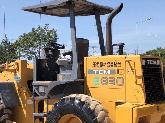 ขายรถตักล้อยาง TCM E830 (เท่าเทียบ WA100) นำเข้าเองจากญี่ปุ่น สภาพสวยพร้อมใช้ มีVDOการทำงานครับ