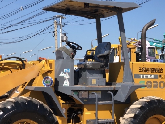 ขายรถตักล้อยาง TCM E830 (เท่าเทียบ WA100) นำเข้าเองจากญี่ปุ่น สภาพสวยพร้อมใช้ มีVDOการทำงานครับ