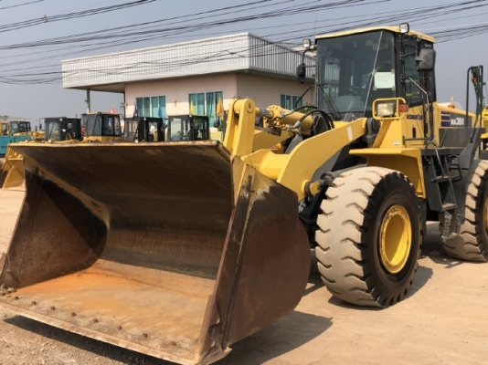 ขายรถตักล้อยาง KOMATSU WA380-5 นำเข้าเองจากญี่ปุ่น สภาพสวยพร้อมใช้ มีVDOการทำงานครับ
