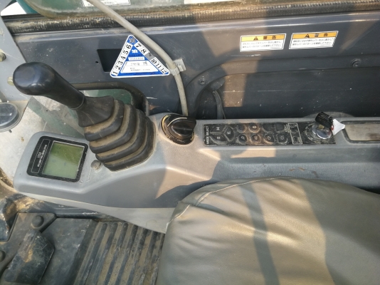 มาใหม่ครับ รถแบคโฮ KOBELCO SK100-3 MARK-V SUPER จอล่าง นำเข้าจากญี่ปุ่น โทร.090-986-2521 อ๊อบ