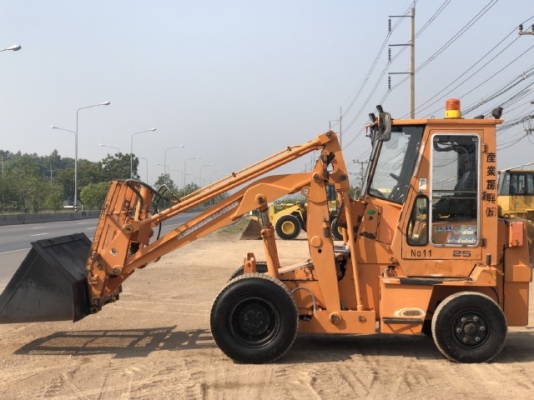 ขายรถตักล้อยาง TCM SD25Z6 นำเข้าเองจากญี่ปุ่น สภาพสวยพร้อมใช้