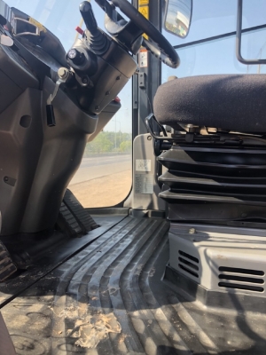 ขายรถตักล้อยาง HITACHI ZW100 ปี 2012 แขนยาวพิเศษ นำเข้าเองจากญี่ปุ่น สภาพสวยพร้อมใช้ มีVDOการทำงานครับ ขายรถตักล้อยาง HITACHI ZW100 ปี 2012 แขนยาวพิเศษ นำเข้าเองจากญี่ปุ่น สภาพสวยพร้อมใช้ มีVDOการทำงานครับ