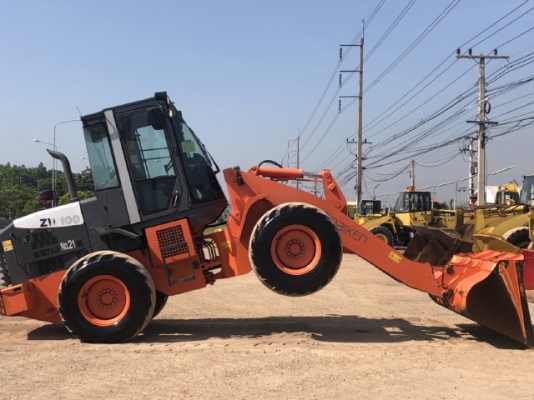 ขายรถตักล้อยาง HITACHI ZW100 ปี 2012 แขนยาวพิเศษ นำเข้าเองจากญี่ปุ่น สภาพสวยพร้อมใช้ มีVDOการทำงานครับ ขายรถตักล้อยาง HITACHI ZW100 ปี 2012 แขนยาวพิเศษ นำเข้าเองจากญี่ปุ่น สภาพสวยพร้อมใช้ มีVDOการทำงานครับ