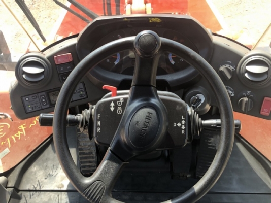 ขายรถตักล้อยาง HITACHI ZW100 ปี 2012 แขนยาวพิเศษ นำเข้าเองจากญี่ปุ่น สภาพสวยพร้อมใช้ มีVDOการทำงานครับ ขายรถตักล้อยาง HITACHI ZW100 ปี 2012 แขนยาวพิเศษ นำเข้าเองจากญี่ปุ่น สภาพสวยพร้อมใช้ มีVDOการทำงานครับ