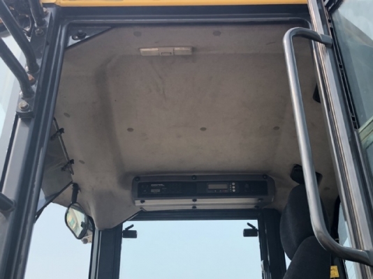 ขายรถตักล้อยาง KOMATSU WA100-6 ปี 2013 นำเข้าเองจากญี่ปุ่น สภาพสวยพร้อมใช้ มีVDOการทำงานครับ