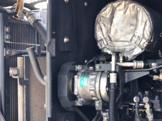 ขายรถตักล้อยาง KOMATSU WA100-6 ปี 2013 นำเข้าเองจากญี่ปุ่น สภาพสวยพร้อมใช้ มีVDOการทำงานครับ