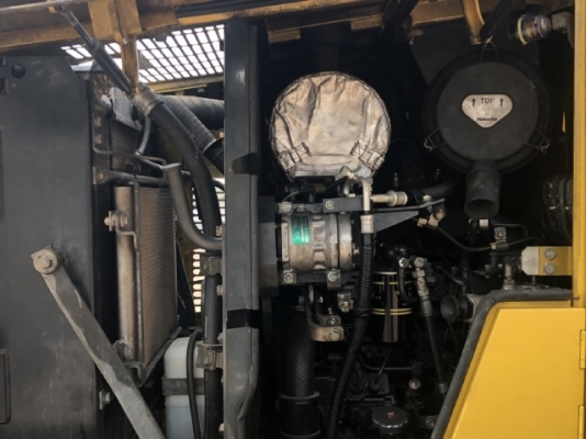 ขายรถตักล้อยาง KOMATSU WA100-6 ปี 2013 นำเข้าเองจากญี่ปุ่น สภาพสวยพร้อมใช้ มีVDOการทำงานครับ