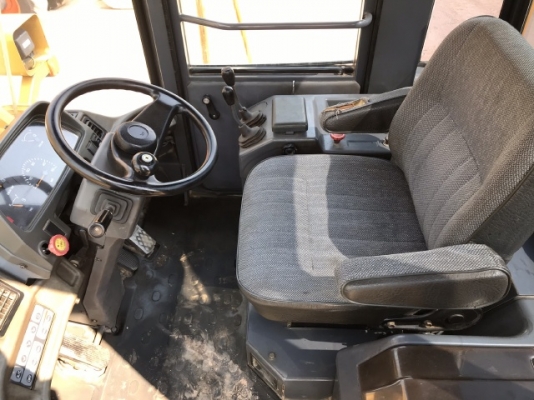 ขายรถตักล้อยาง TCM L26 นำเข้าเองจากญี่ปุ่น สภาพสวยพร้อมใช้ มีVDOการทำงานครับ ขายรถตักล้อยาง TCM L26 นำเข้าเองจากญี่ปุ่น สภาพสวยพร้อมใช้ มีVDOการทำงานครับ