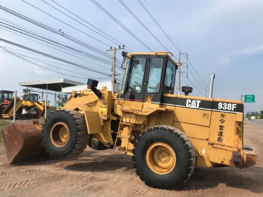 ขายรถตักล้อยาง CAT 938F นำเข้าเองจากญี่ปุ่น สภาพสวยพร้อมใช้ มีVDOการทำงานครับ