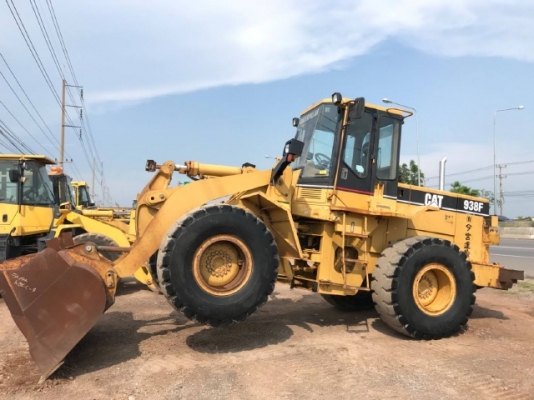 ขายรถตักล้อยาง CAT 938F นำเข้าเองจากญี่ปุ่น สภาพสวยพร้อมใช้ มีVDOการทำงานครับ