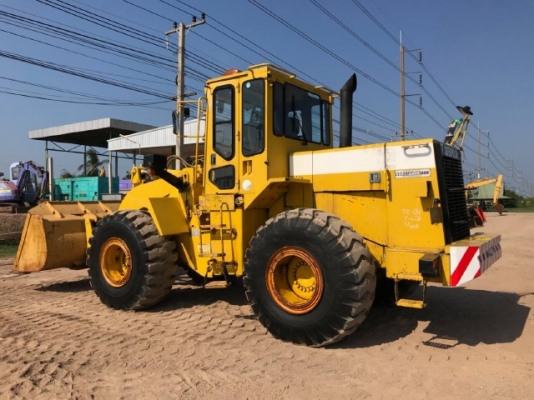 ขายรถตักล้อยาง CAT 950F มีใบมีดดัน นำเข้าเองจากญี่ปุ่น สภาพสวยพร้อมใช้ มีVDOการทำงานครับ ขายรถตักล้อยาง CAT 950F มีใบมีดดัน นำเข้าเองจากญี่ปุ่น สภาพสวยพร้อมใช้ มีVDOการทำงานครับ