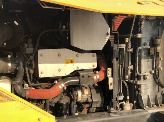 ขายรถตักล้อยาง KOMATSU WA320-7 ปี 2015 นำเข้าเองจากญี่ปุ่น สภาพสวยพร้อมใช้ มีVDOการทำงานครับ