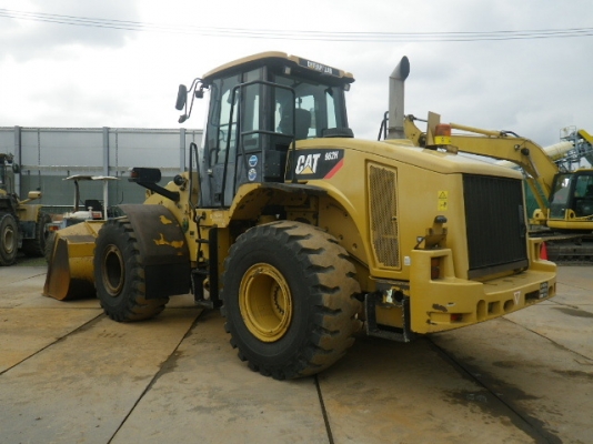 ขายรถตักล้อยาง CAT 962H นำเข้าเองจากญี่ปุ่น สภาพสวยพร้อมใช้ ถึงเร็วๆนี้ครับ