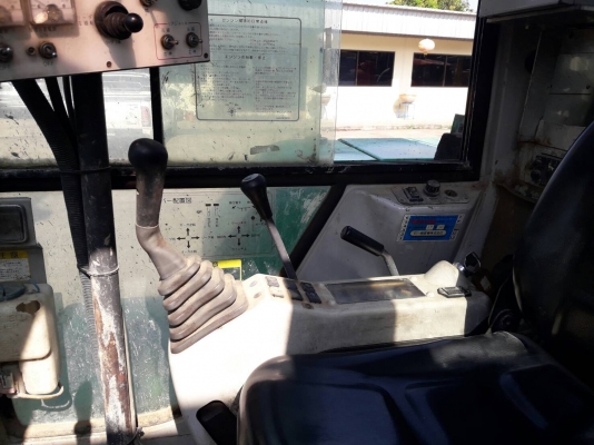 รถเจาะเสาเข็ม ตีนตะขาบ DAIWA รุ่น AE 08