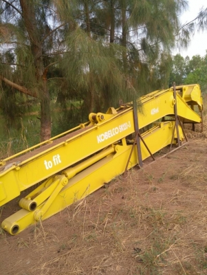 ขาย 255,000 บูมยาวขนาด120 KOMATSU และ KOBELCO ยาว12เมคร หรือ40ฟุด ได้ครบชุดบูมอามกระบอกบุ้งกี๋โต่งเตงและบุ้งกี๋ประกอบใช้งานได้เลย แข็งแรงงานเนียบสวยพร้อมใช้ สินค้าอยู่ กทม. 090-772-3710 090-772-3708