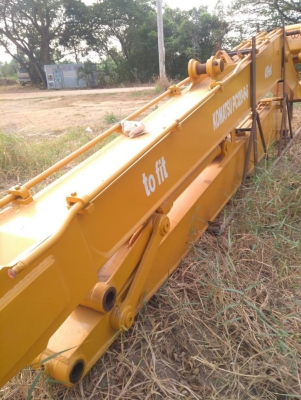 ขาย 255,000 บูมยาวขนาด120 KOMATSU และ KOBELCO ยาว12เมคร หรือ40ฟุด ได้ครบชุดบูมอามกระบอกบุ้งกี๋โต่งเตงและบุ้งกี๋ประกอบใช้งานได้เลย แข็งแรงงานเนียบสวยพร้อมใช้ สินค้าอยู่ กทม. 090-772-3710 090-772-3708