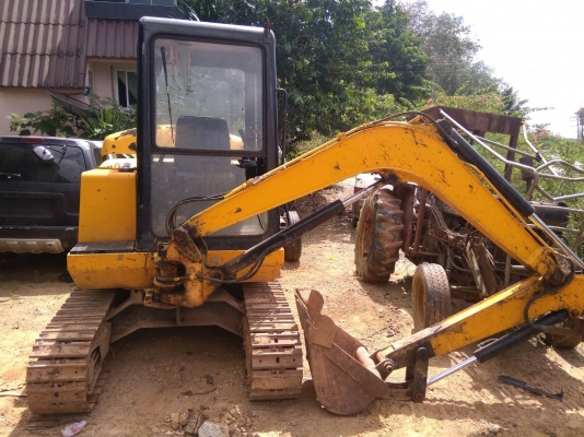 ขายแบคโฮ CAT30B เอกสารอินวอยรถสภาพสวยเต็มทุกระบบราคา 300,000