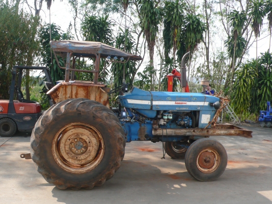 ขายด่วน !! FORD 7700 +ผาน 3 มีเล่ม มี้ลิ้ง YOUTUBE