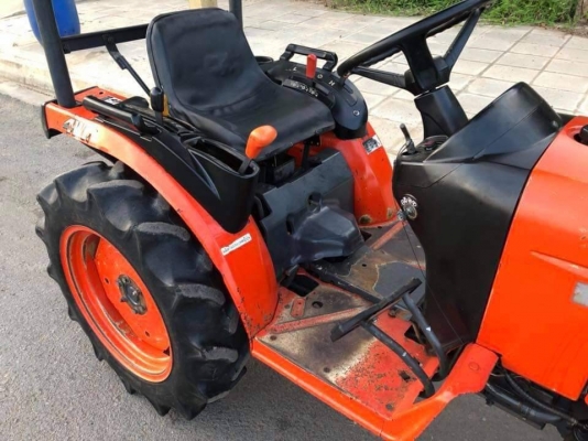 ขายสด/ดาวน์ B2420. 4WD พร้อมผานหลัง พร้อมใช้งาน ราคา125000