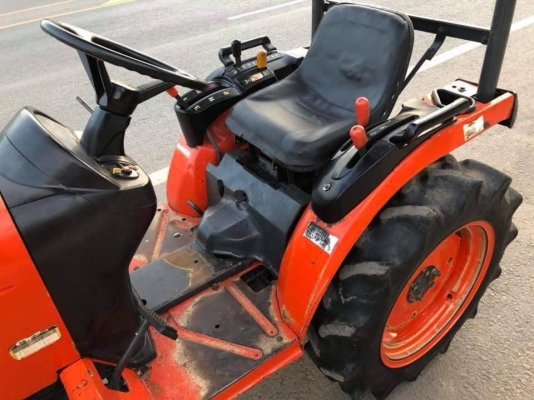 ขายสด/ดาวน์ B2420. 4WD พร้อมผานหลัง พร้อมใช้งาน ราคา125000