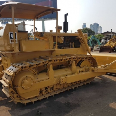 แทรคเตอร์ Caterpillar รุ่น D6C