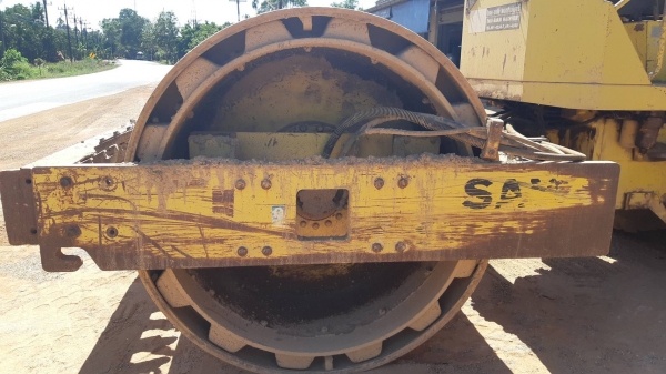 ขาย 999,999 รถบด SAKIA SV 500 TF 2 เพลา 2 เปลือก เครื่อง ISUZU เครื่องดี ปั้มสั่นแรง เอวแน่น ยางดี ลูกล้อเรียบสวย รถสวยพร้อมใช้ เอกสารซื้อขาย  รถอยู่ จันทบุรี 090-772-3710 090-772-3708