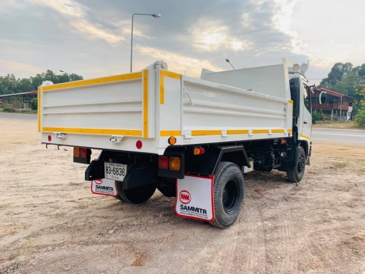 Hino mega เครื่อง 150 แรง ปี 49 หกล้อกระบะดัมพ์สามมิตร สวยเดิม พร้อมใช้งาน Hino mega เครื่อง 150 แรง ปี 49 หกล้อกระบะดัมพ์สามมิตร สวยเดิม พร้อมใช้งาน