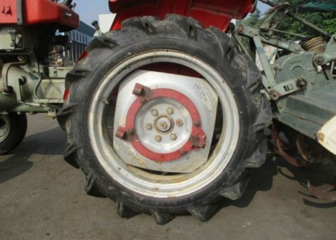 ขายรถไถนานั่งขับ yanmar YM1700 ดีเซล 17 แรงนำเข้าอินวอล์ย